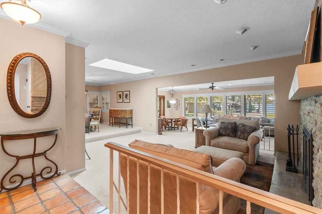 For Sale: $1,700,000 (3 beds, 2 baths, 3073 Square Feet)