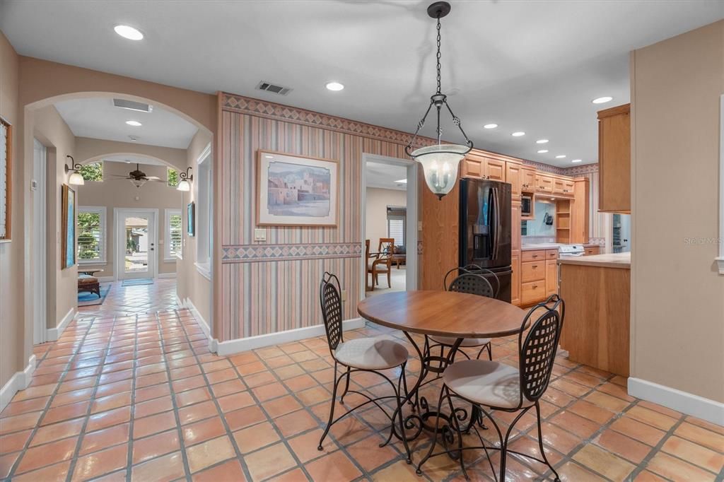 For Sale: $1,700,000 (3 beds, 2 baths, 3073 Square Feet)