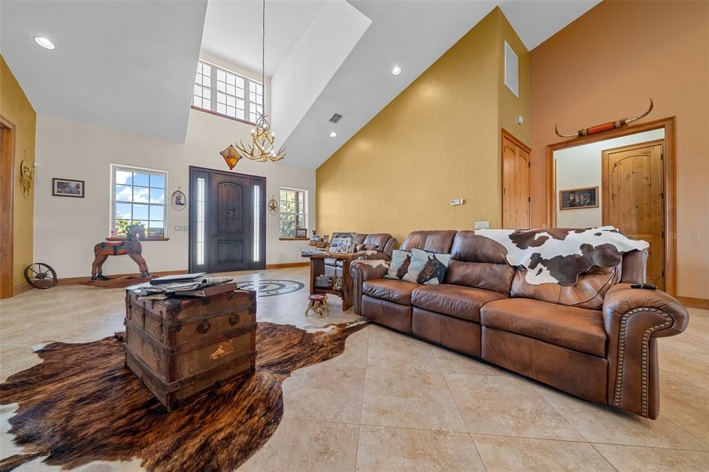 На продажу: $1,199,900 (4 спален, 2 ванн, 2607 Квадратных фут)