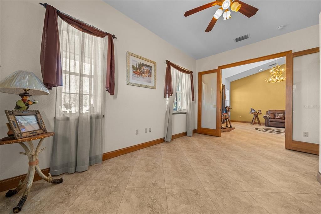 На продажу: $1,199,900 (4 спален, 2 ванн, 2607 Квадратных фут)