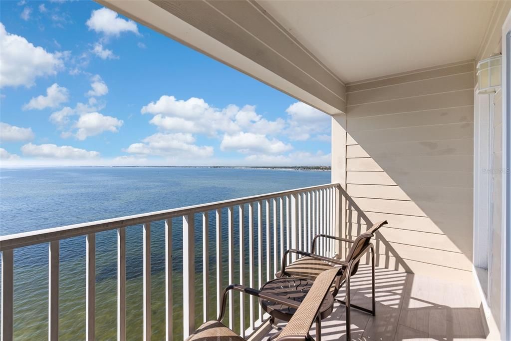 For Sale: $260,000 (1 beds, 1 baths, 560 Square Feet)