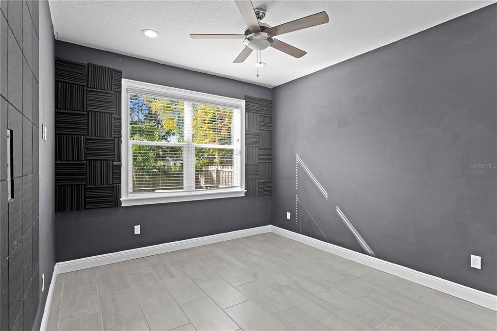 Active With Contract: $445,000 (3 beds, 2 baths, 1590 Square Feet)