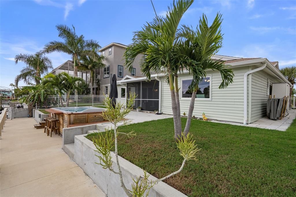 For Sale: $389,900 (3 beds, 2 baths, 1434 Square Feet)