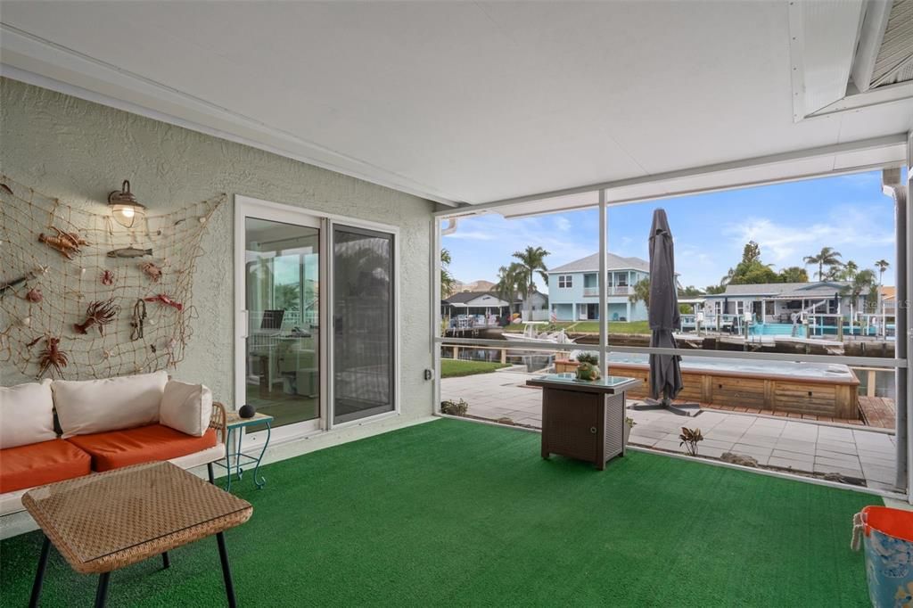 For Sale: $389,900 (3 beds, 2 baths, 1434 Square Feet)