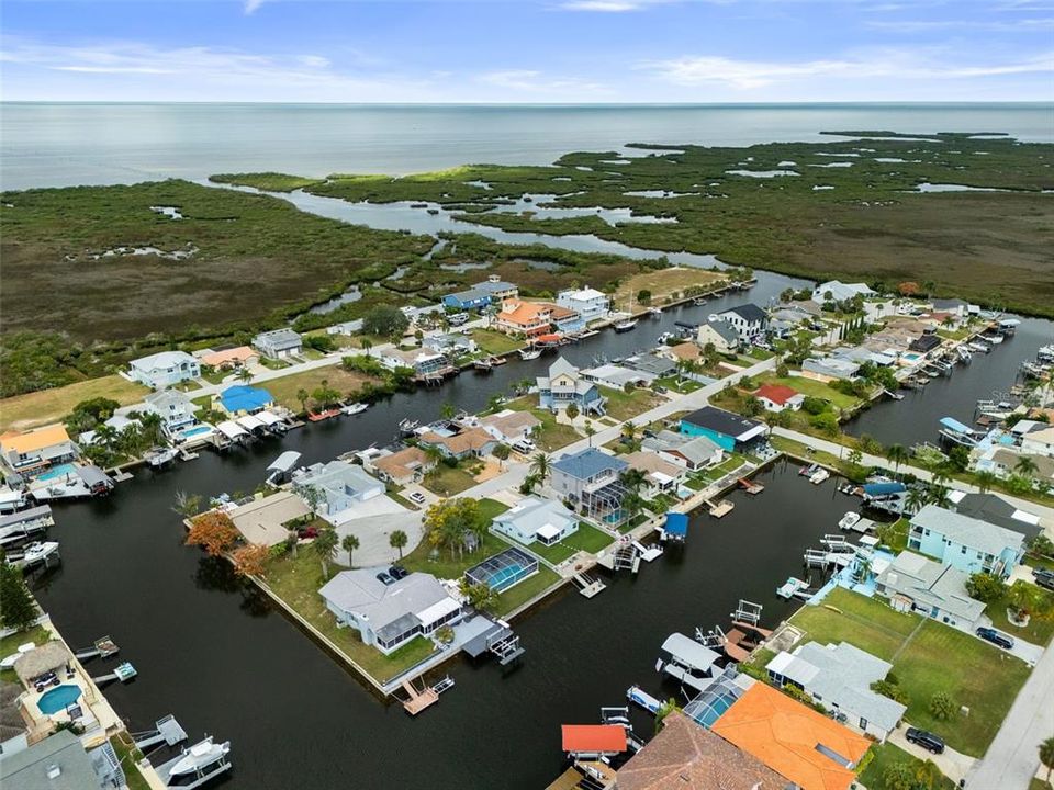 For Sale: $389,900 (3 beds, 2 baths, 1434 Square Feet)