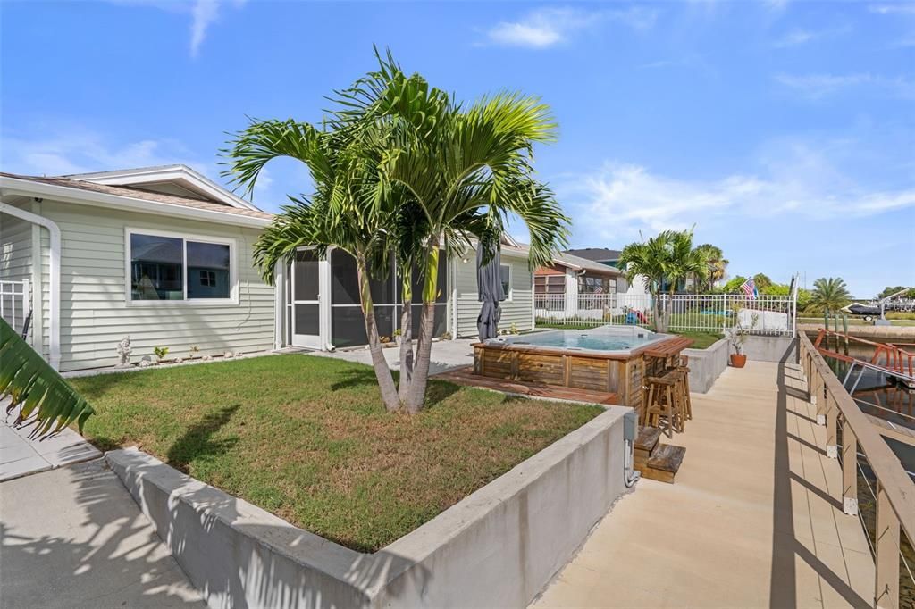 For Sale: $389,900 (3 beds, 2 baths, 1434 Square Feet)