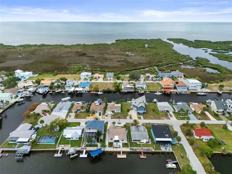 For Sale: $389,900 (3 beds, 2 baths, 1434 Square Feet)