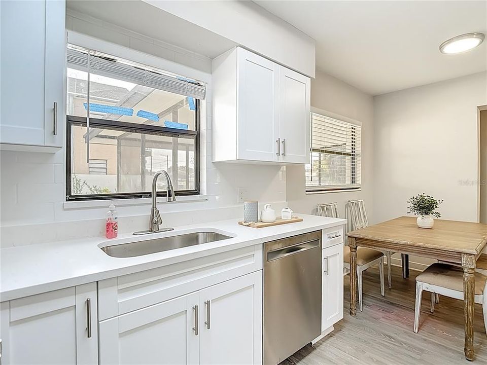 For Sale: $334,500 (3 beds, 1 baths, 1183 Square Feet)