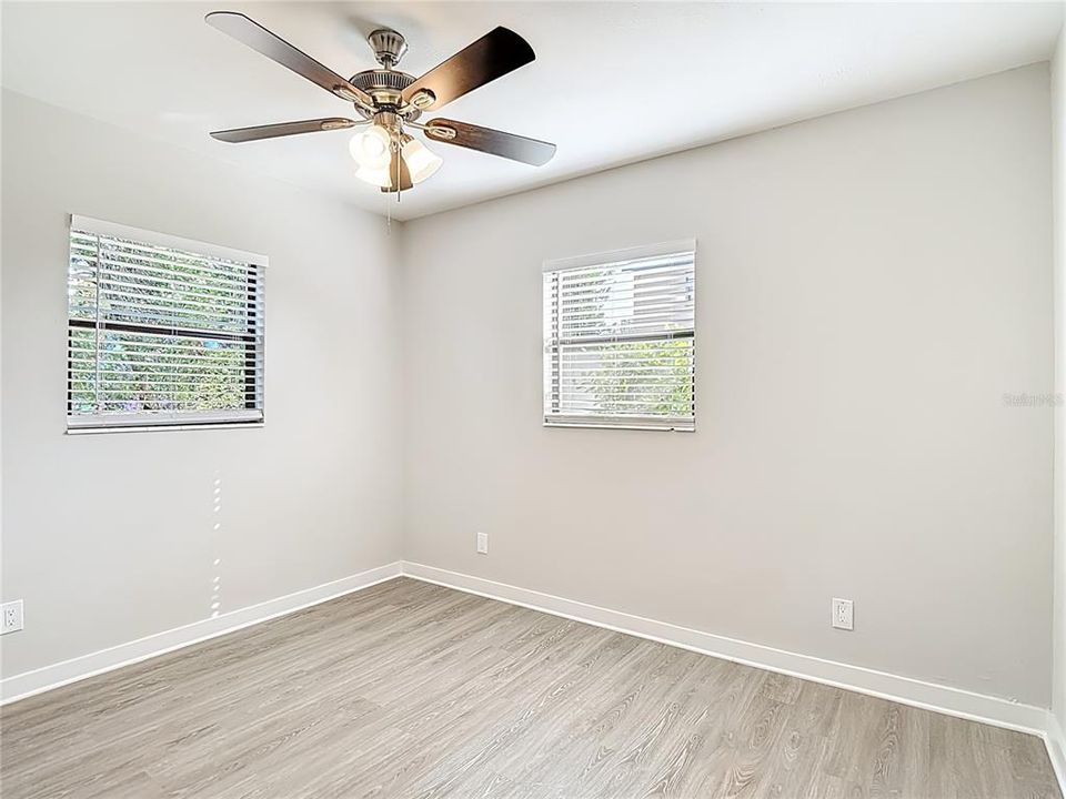 For Sale: $334,500 (3 beds, 1 baths, 1183 Square Feet)