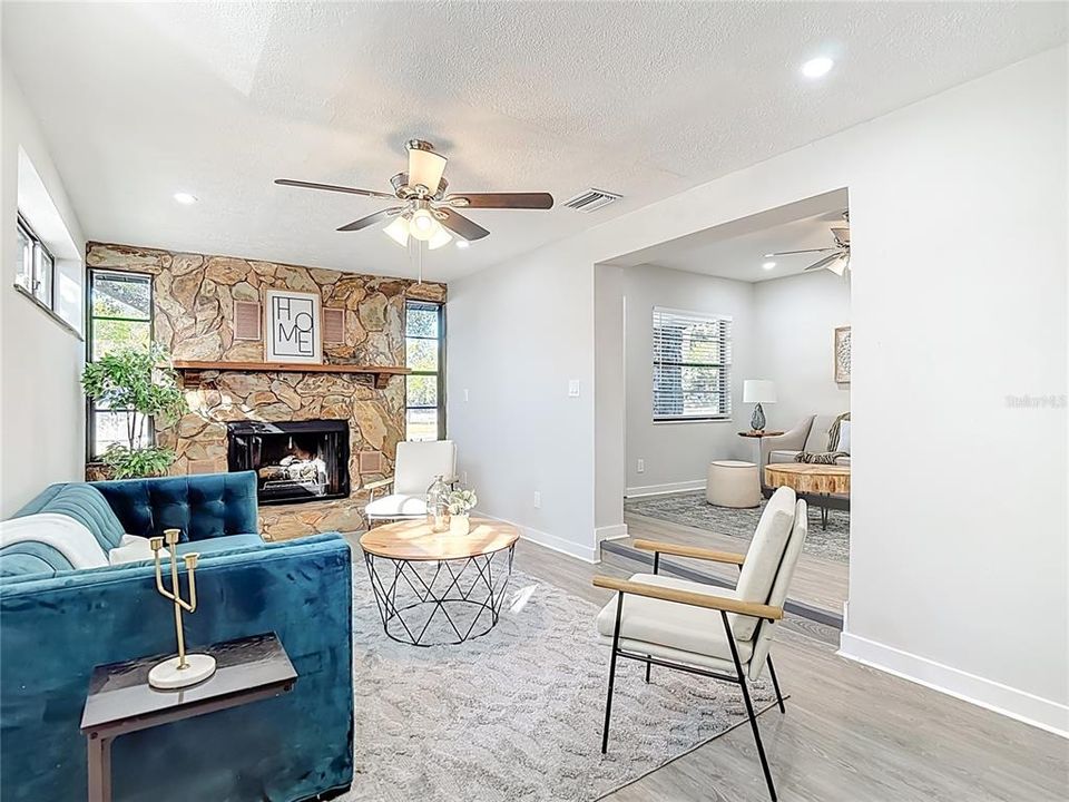 For Sale: $334,500 (3 beds, 1 baths, 1183 Square Feet)