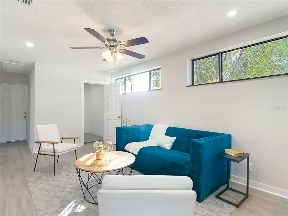 For Sale: $334,500 (3 beds, 1 baths, 1183 Square Feet)