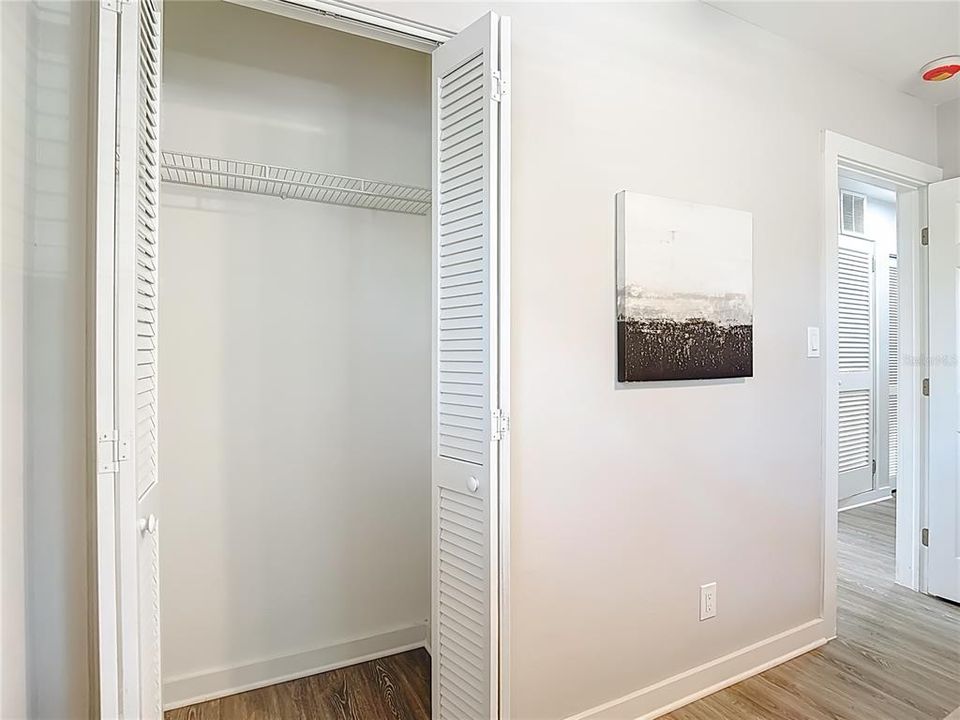 For Sale: $334,500 (3 beds, 1 baths, 1183 Square Feet)