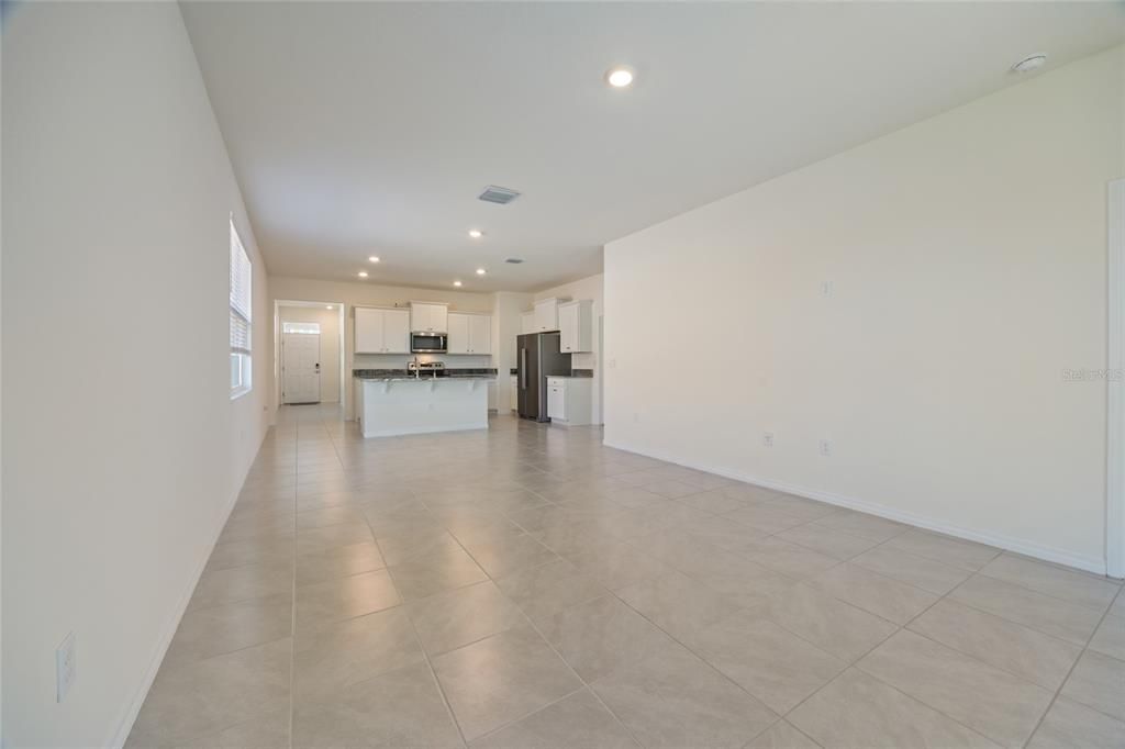 For Sale: $272,990 (3 beds, 2 baths, 1622 Square Feet)