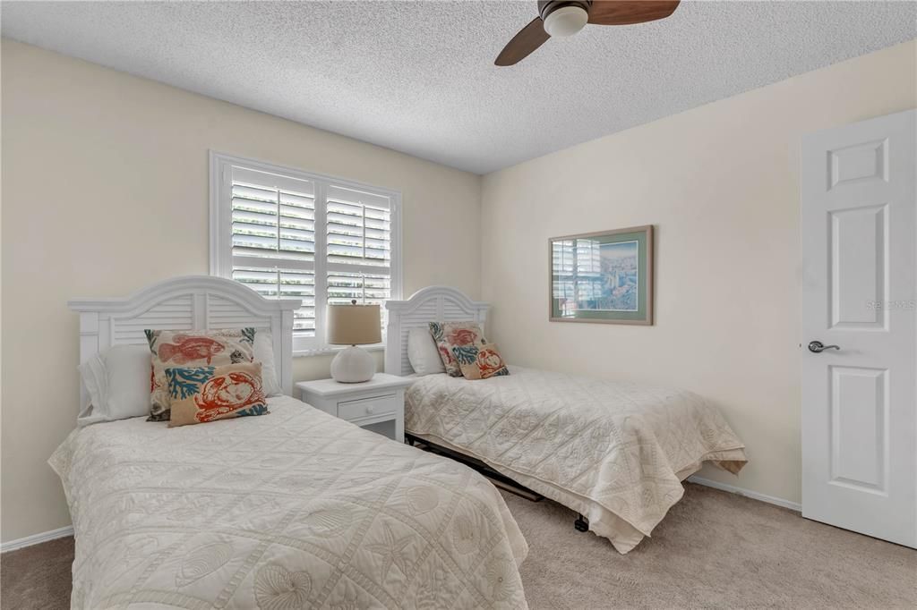 Active With Contract: $595,000 (4 beds, 3 baths, 2328 Square Feet)