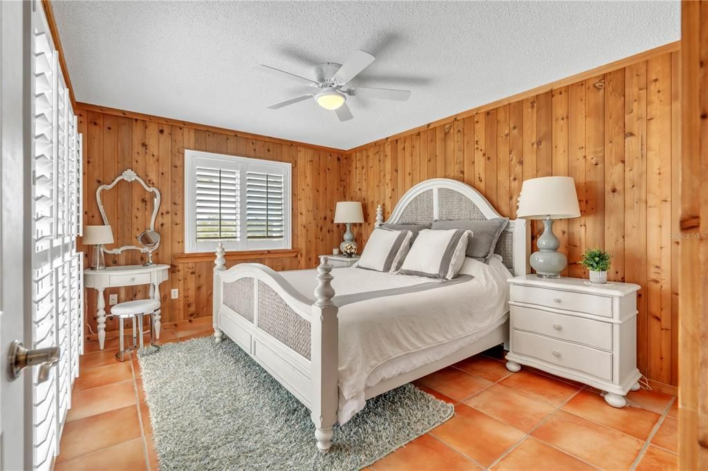 Active With Contract: $595,000 (4 beds, 3 baths, 2328 Square Feet)