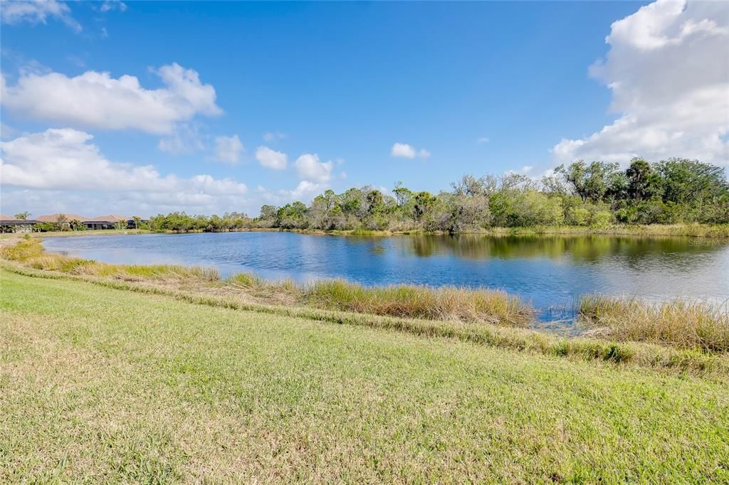For Sale: $760,000 (4 beds, 2 baths, 2365 Square Feet)