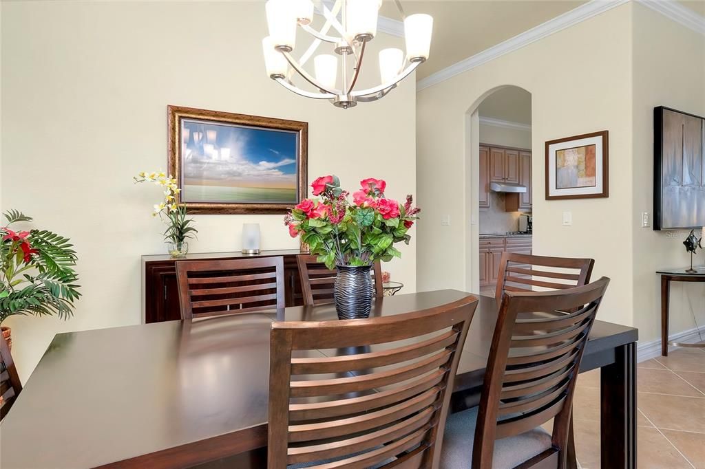 For Sale: $760,000 (4 beds, 2 baths, 2365 Square Feet)