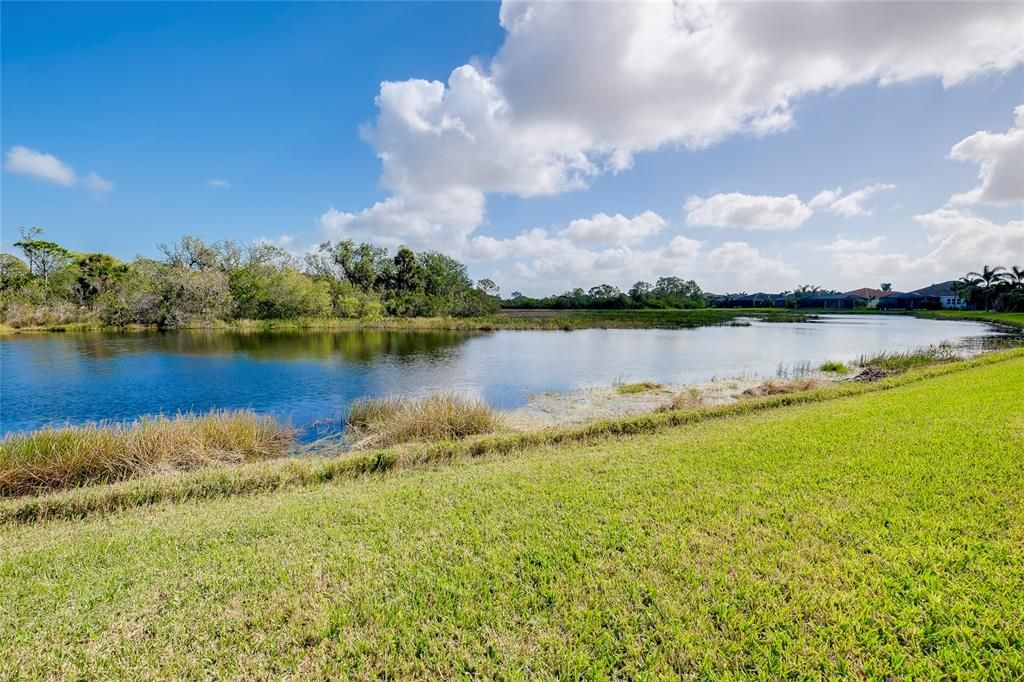 For Sale: $760,000 (4 beds, 2 baths, 2365 Square Feet)