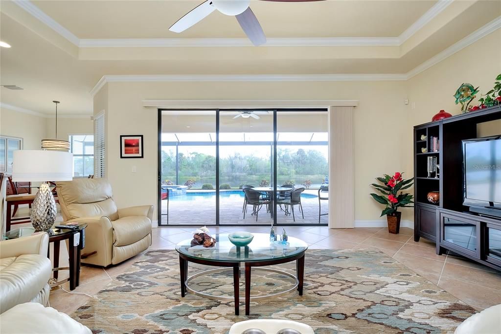 For Sale: $760,000 (4 beds, 2 baths, 2365 Square Feet)