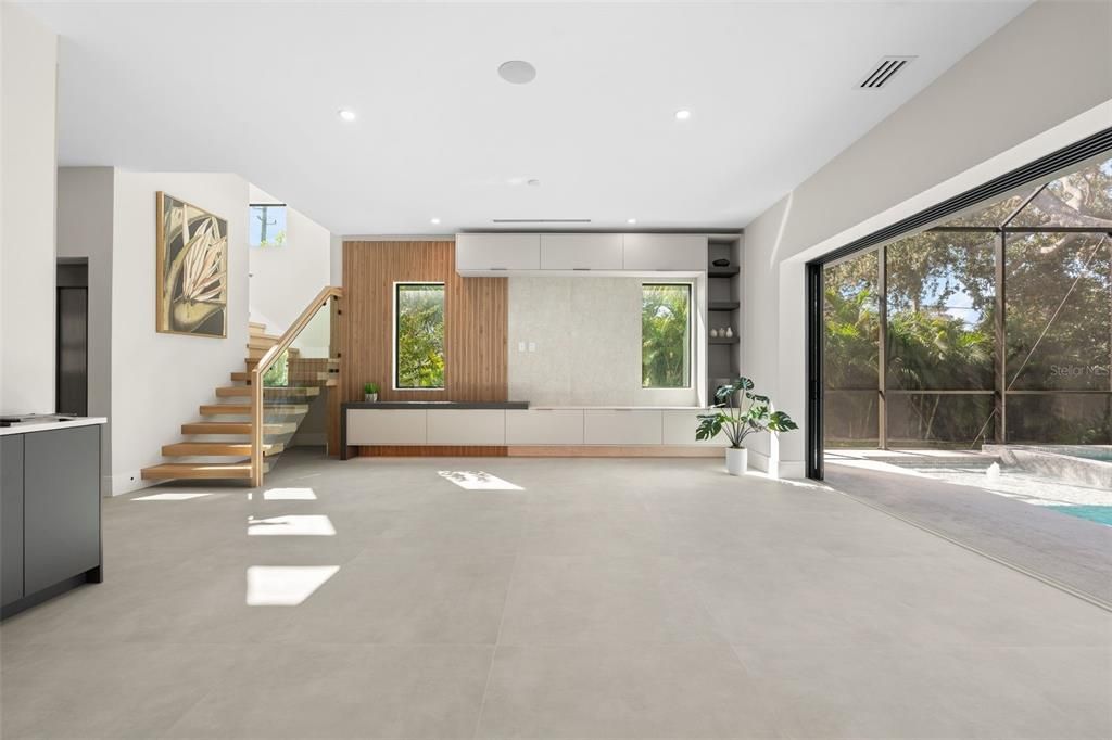 Activo con contrato: $2,199,000 (4 camas, 4 baños, 2872 Pies cuadrados)