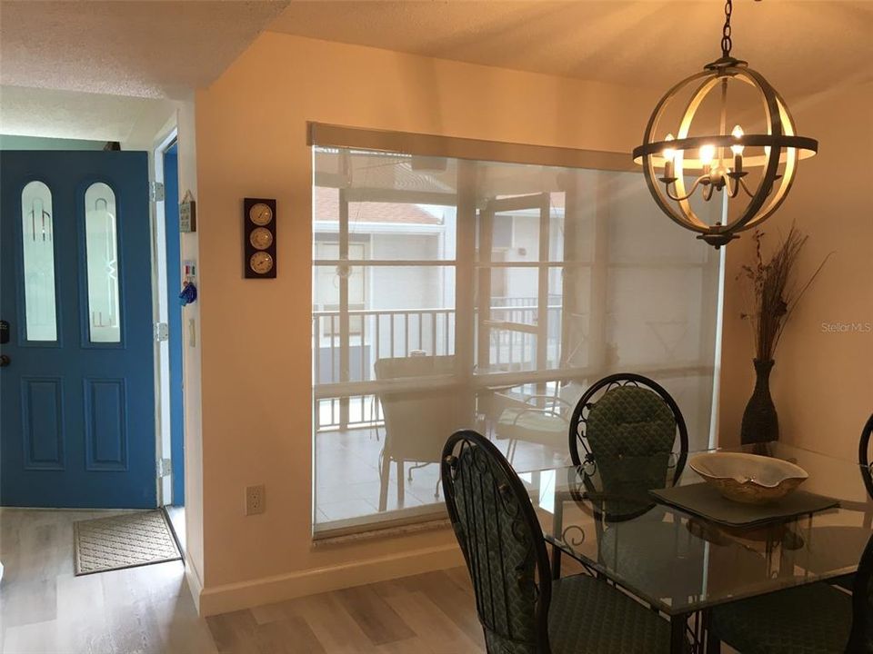 For Sale: $489,000 (2 beds, 1 baths, 1040 Square Feet)