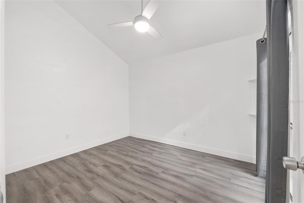 For Sale: $149,000 (2 beds, 2 baths, 1144 Square Feet)