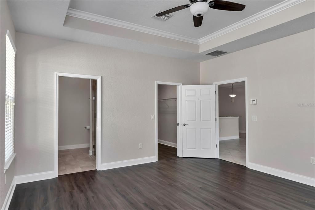 На продажу: $274,900 (3 спален, 2 ванн, 1795 Квадратных фут)