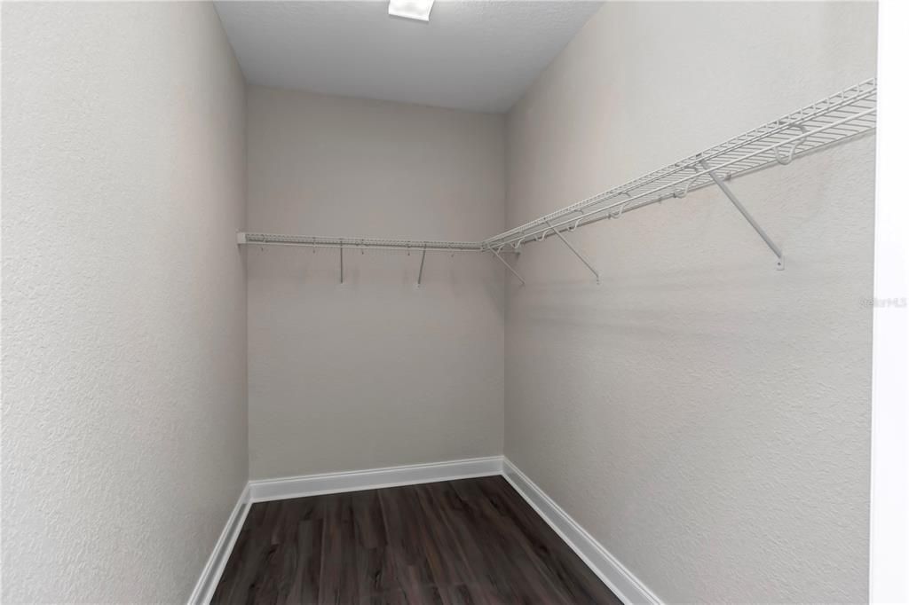 На продажу: $274,900 (3 спален, 2 ванн, 1795 Квадратных фут)