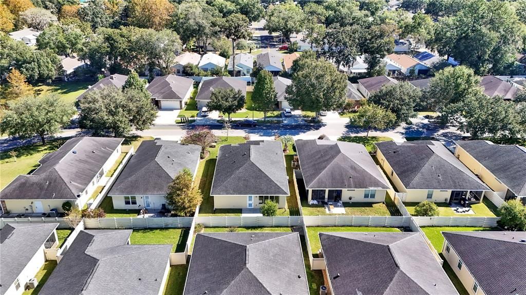 На продажу: $274,900 (3 спален, 2 ванн, 1795 Квадратных фут)