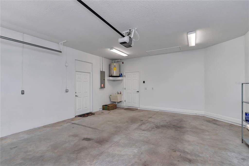 На продажу: $274,900 (3 спален, 2 ванн, 1795 Квадратных фут)