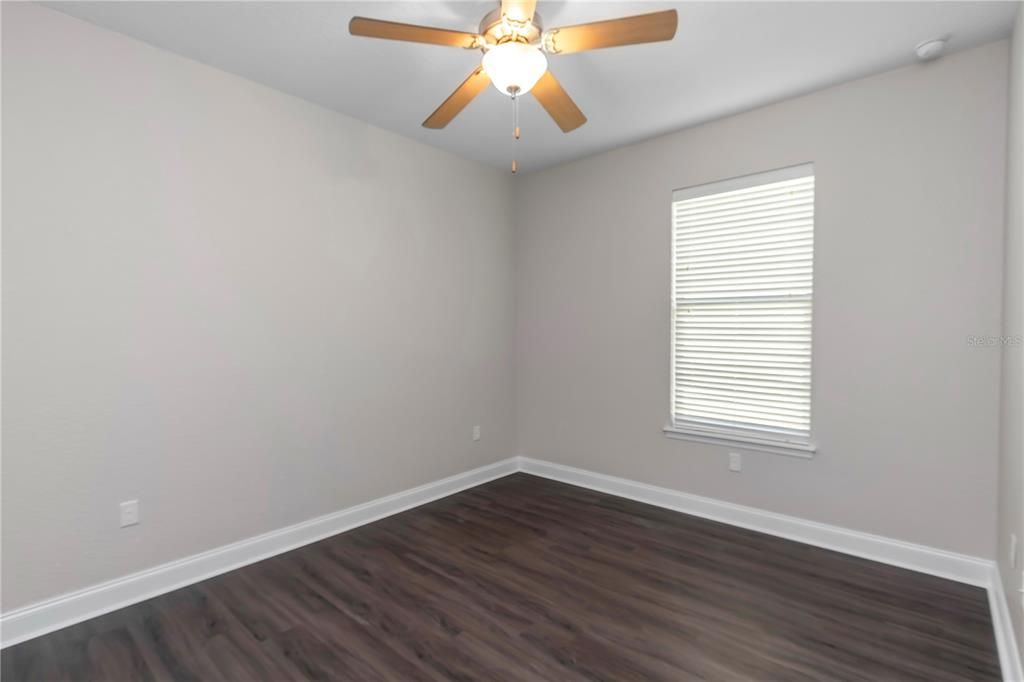 На продажу: $274,900 (3 спален, 2 ванн, 1795 Квадратных фут)