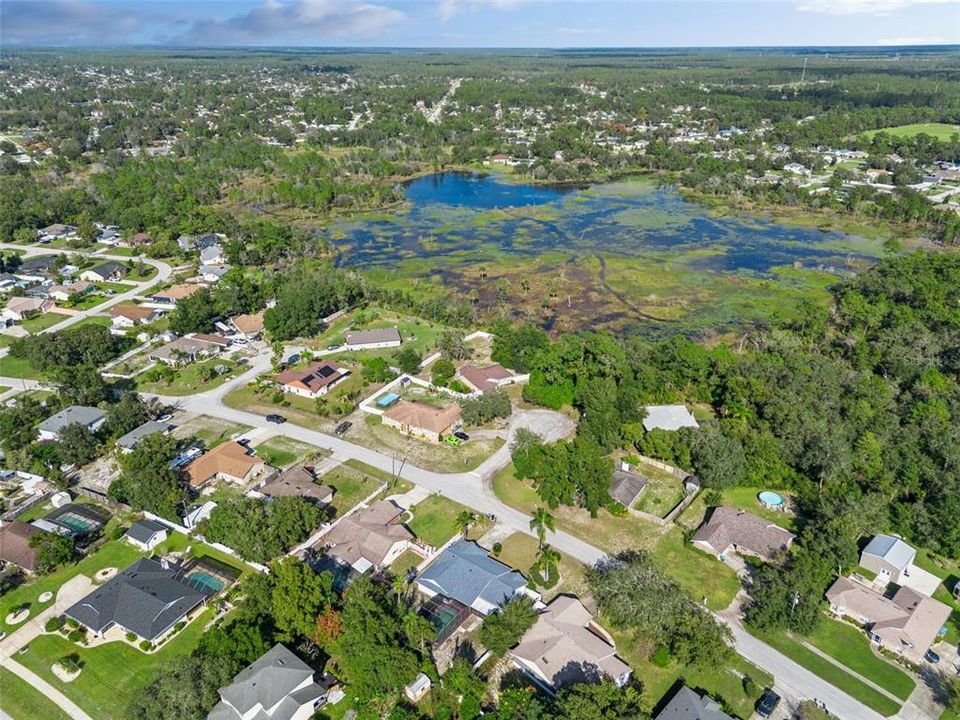 En Venta: $345,000 (4 camas, 2 baños, 1633 Pies cuadrados)