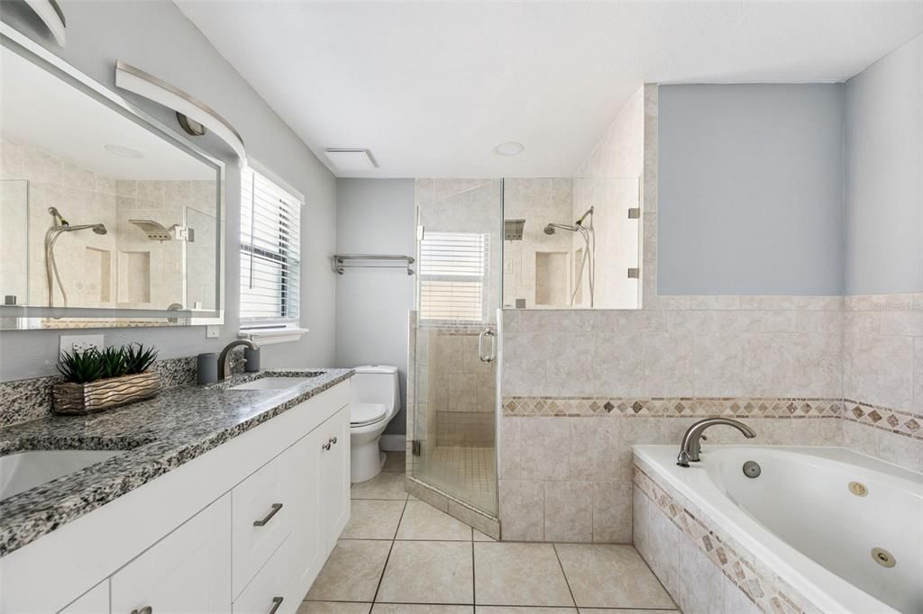 En Venta: $345,000 (4 camas, 2 baños, 1633 Pies cuadrados)