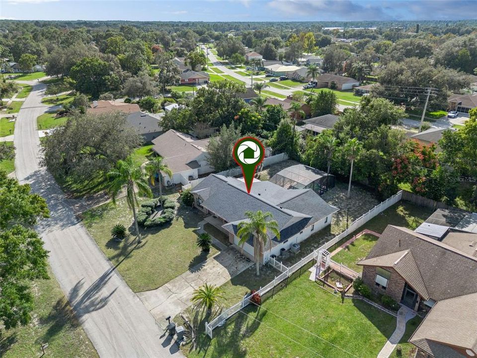 En Venta: $345,000 (4 camas, 2 baños, 1633 Pies cuadrados)