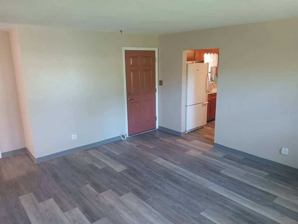 For Sale: $219,000 (3 beds, 1 baths, 1040 Square Feet)