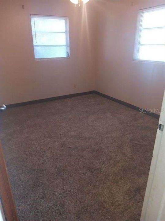 For Sale: $219,000 (3 beds, 1 baths, 1040 Square Feet)