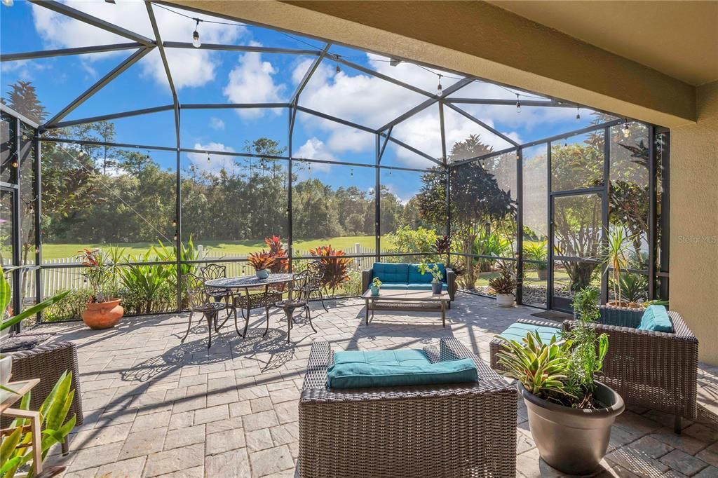 En Venta: $535,000 (4 camas, 3 baños, 2440 Pies cuadrados)