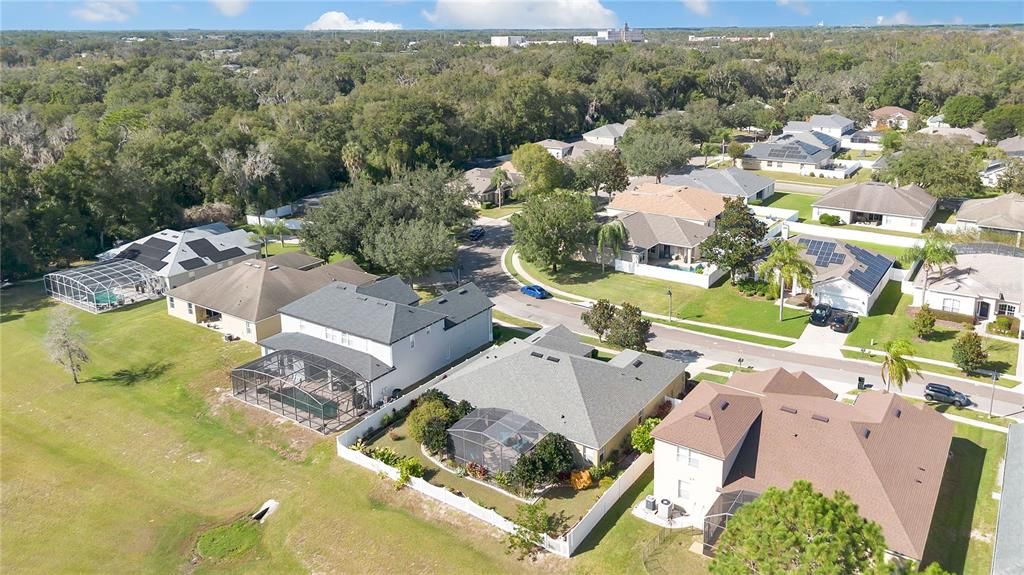 En Venta: $535,000 (4 camas, 3 baños, 2440 Pies cuadrados)