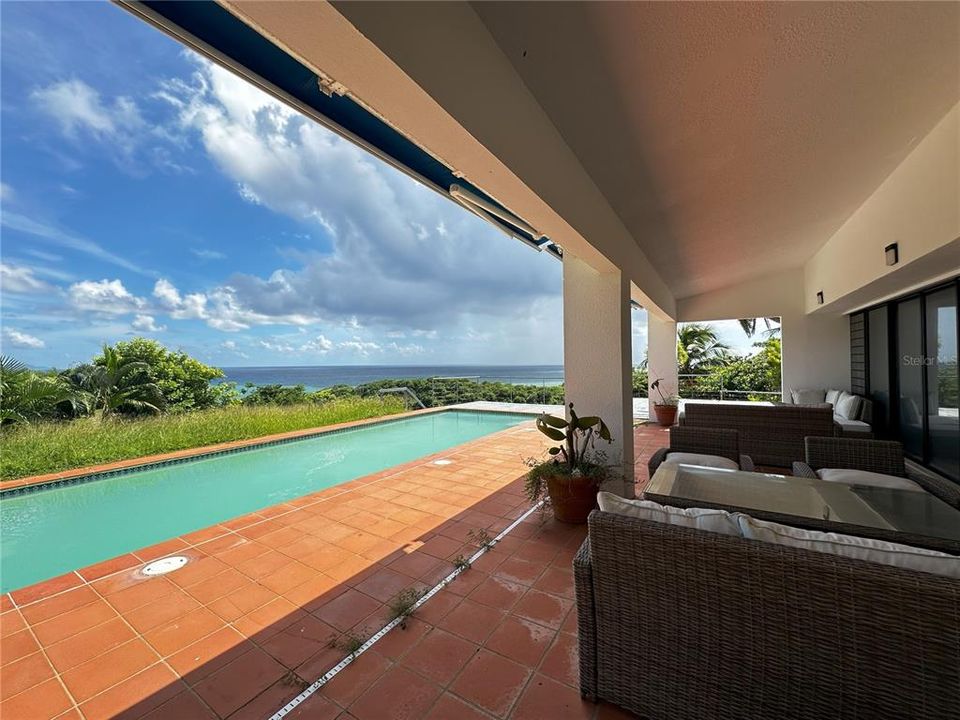 For Sale: $2,795,000 (3 beds, 2 baths, 2400 Square Feet)