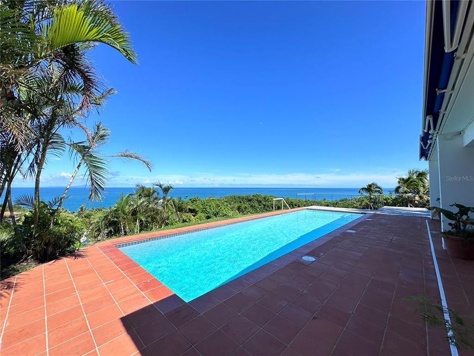 For Sale: $2,795,000 (3 beds, 2 baths, 2400 Square Feet)