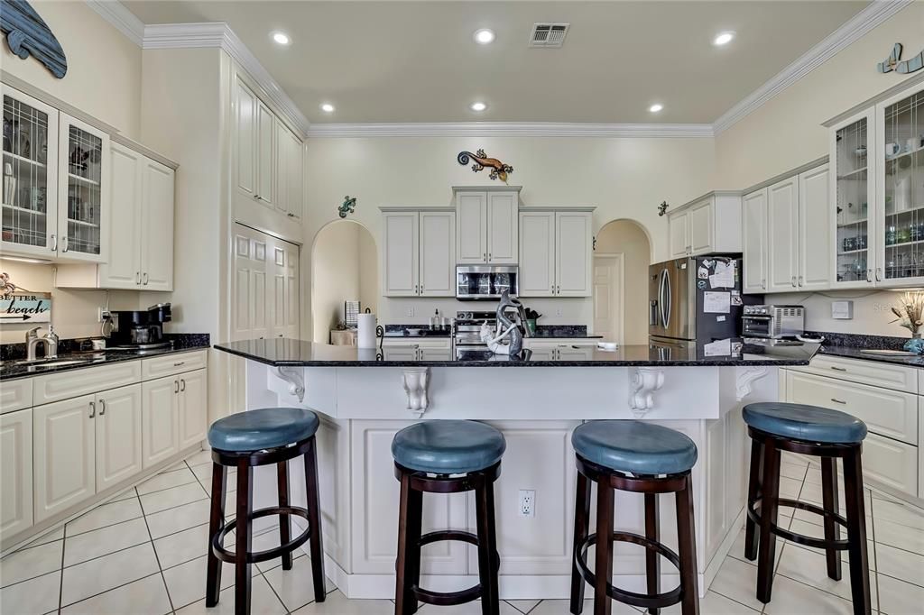 待售: $589,000 (3 贝兹, 3 浴室, 2938 平方英尺)