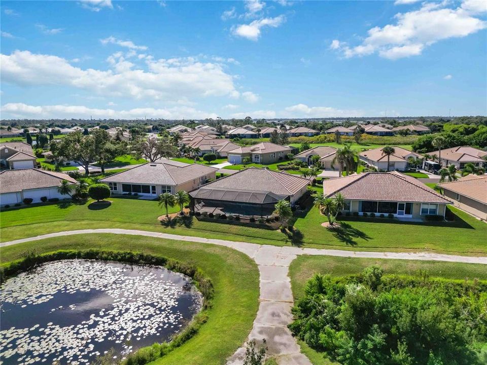 Activo con contrato: $355,000 (3 camas, 2 baños, 1976 Pies cuadrados)