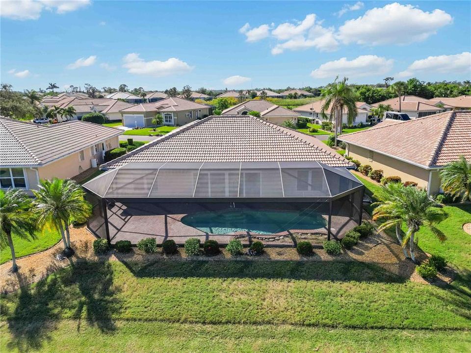 Activo con contrato: $355,000 (3 camas, 2 baños, 1976 Pies cuadrados)