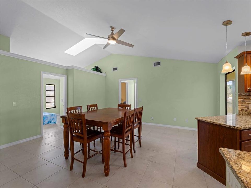 For Sale: $574,900 (4 beds, 2 baths, 2026 Square Feet)