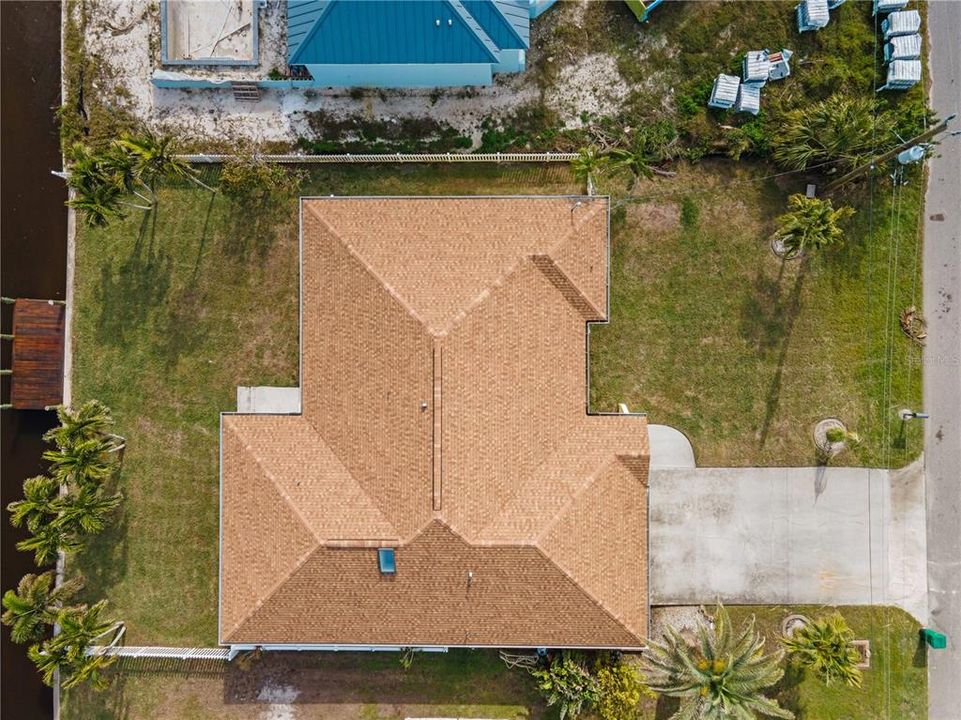 For Sale: $574,900 (4 beds, 2 baths, 2026 Square Feet)