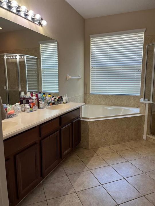 En Renta: $2,700 (3 camas, 2 baños, 2042 Pies cuadrados)