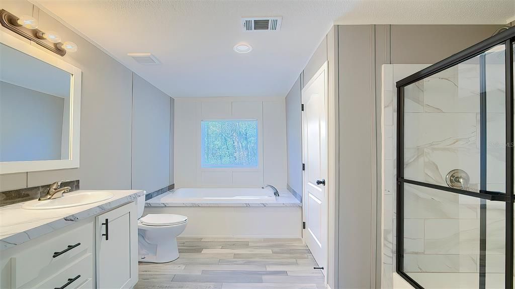 待售: $309,000 (3 贝兹, 2 浴室, 1352 平方英尺)