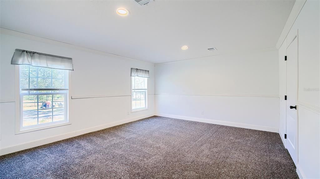 待售: $309,000 (3 贝兹, 2 浴室, 1352 平方英尺)