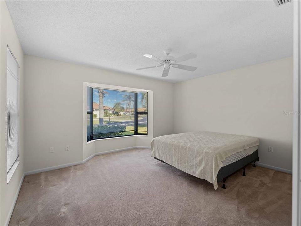 For Sale: $340,000 (2 beds, 2 baths, 1891 Square Feet)