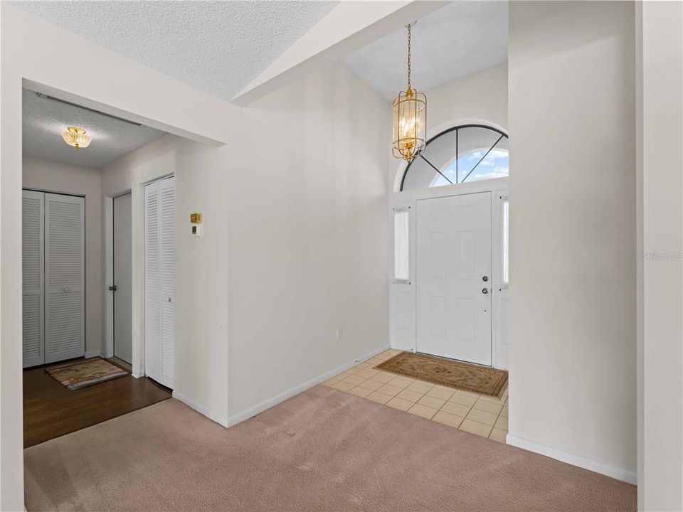 For Sale: $340,000 (2 beds, 2 baths, 1891 Square Feet)
